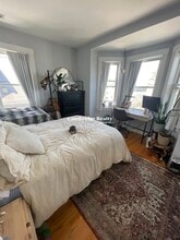 6 Durham St, Unit 3T in Somerville, MA - Foto de edificio - Building Photo