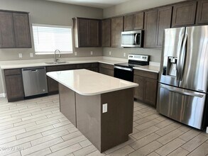 8213 S 45th Ave in Phoenix, AZ - Building Photo - Building Photo