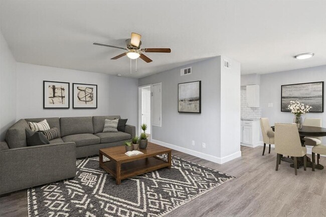 4832 Locke Ave in Fort Worth, TX - Building Photo - Building Photo