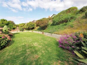 945 Begonia Ct in Carlsbad, CA - Building Photo - Building Photo