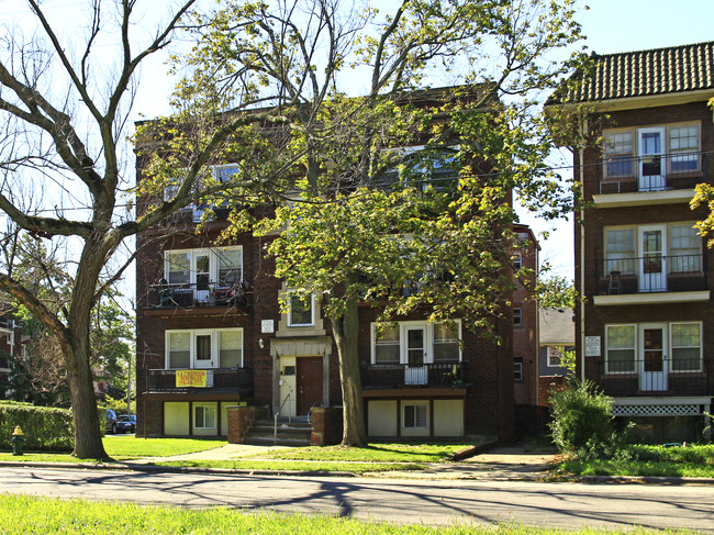 Superior Eddington in Cleveland, OH - Building Photo - Building Photo