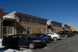 Spring Valley Commons in Spring Valley, NY - Building Photo - Building Photo