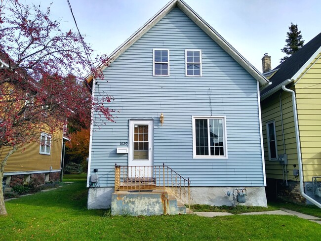 property at 1029 S 17th St