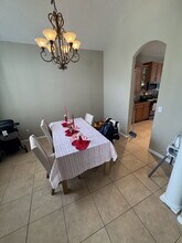 1890 Briland St in Tarpon Springs, FL - Building Photo - Building Photo