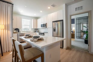 J. Ardin at Apopka in Apopka, FL - Building Photo