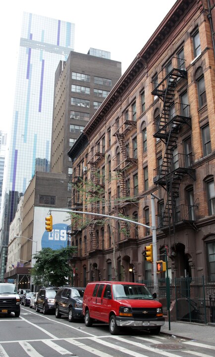 Crossroads in New York, NY - Building Photo