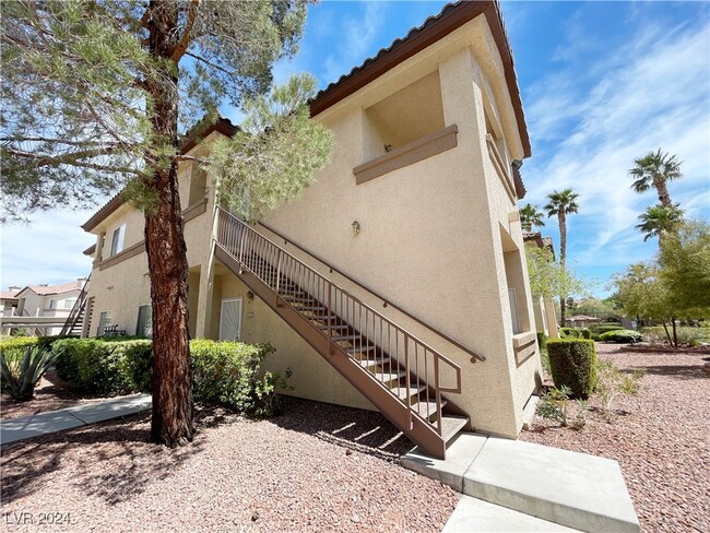 8501 W University Ave in Las Vegas, NV - Building Photo - Building Photo