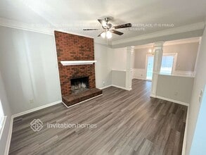 7505 Axis Ct in Charlotte, NC - Foto de edificio - Building Photo