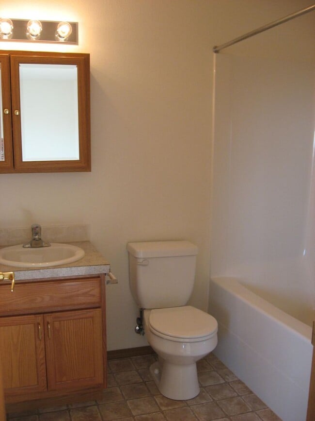 1487 NW Elwha St in Oak Harbor, WA - Building Photo - Building Photo