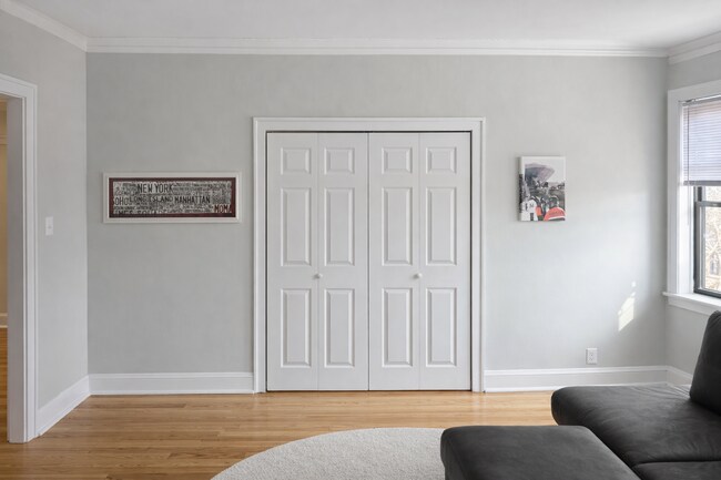 3610 N Claremont Ave, Unit # 0L3 in Chicago, IL - Foto de edificio - Building Photo