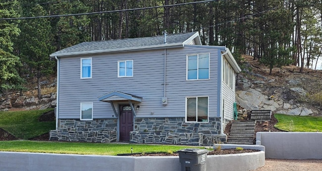 property at 352 Pine Mountain Ave