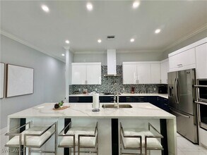 656 108th Ave N in Naples, FL - Building Photo - Building Photo