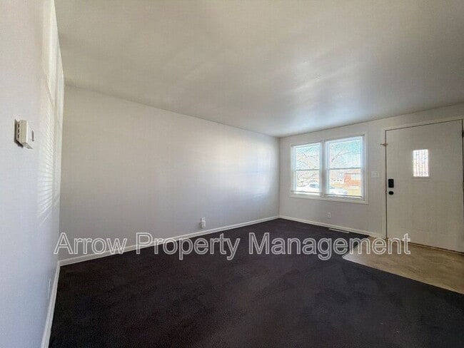 5405 Benton St in Lincoln, NE - Building Photo - Building Photo