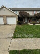 120 Heather Rd in Troy, OH - Building Photo