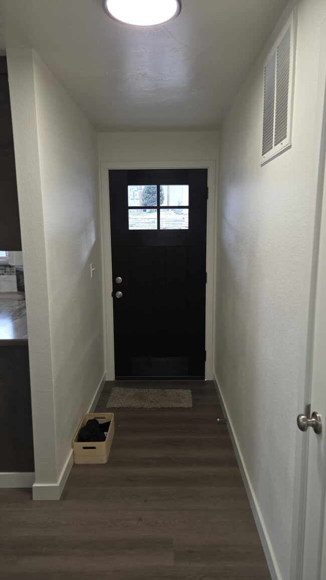 2118 S Roosevelt St in Boise, ID - Foto de edificio - Building Photo