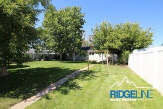 3612 5th Ave S in Great Falls, MT - Foto de edificio - Building Photo