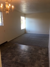 1792 Gundersen Ln S in Holladay, UT - Building Photo - Building Photo