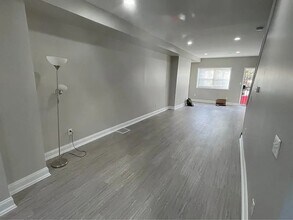 345 Font Hill Ave in Baltimore, MD - Building Photo - Building Photo