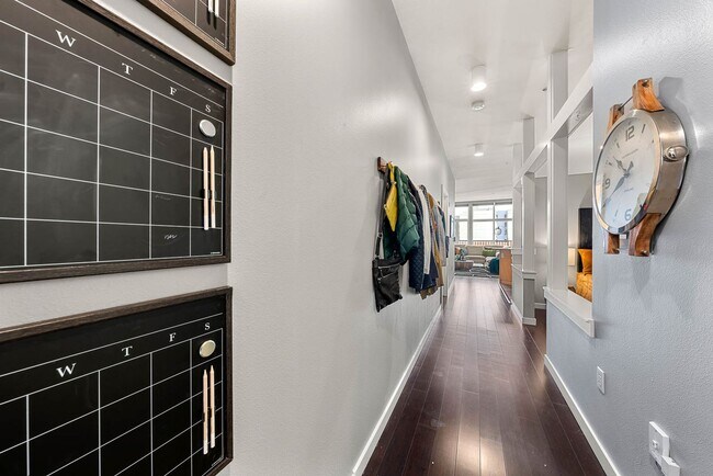 303 E Pike St in Seattle, WA - Building Photo - Building Photo