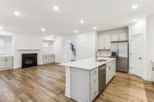 313 Fraley Dr in Woodstock, GA - Building Photo - Building Photo