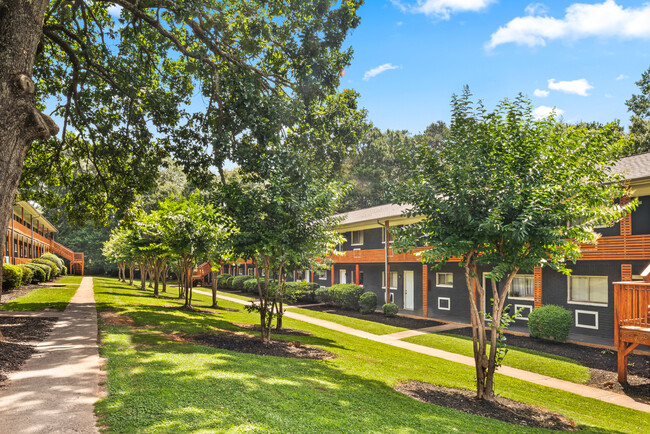 Lenox, Parks at Marietta in Marietta, GA - Foto de edificio - Building Photo