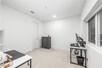 1141 W 18th St in Houston, TX - Building Photo - Building Photo