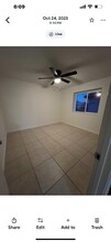 16390 Smoke Tree St in Hesperia, CA - Building Photo - Building Photo