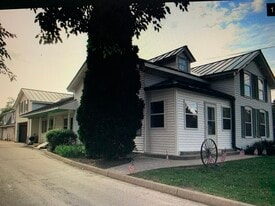 1455 N Brookfield Rd in Brookfield, WI - Building Photo