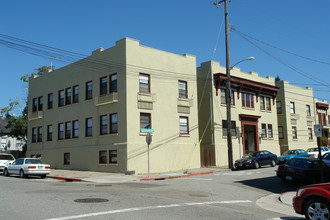 4105 Montgomery St in Oakland, CA - Building Photo - Building Photo