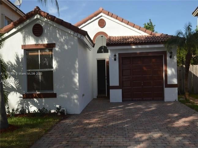 1537 SE 20th Terrace in Homestead, FL - Building Photo