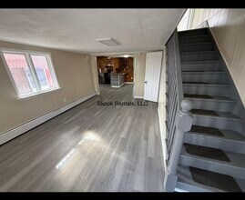 1012 W Willow St in Coal Township, PA - Building Photo - Building Photo
