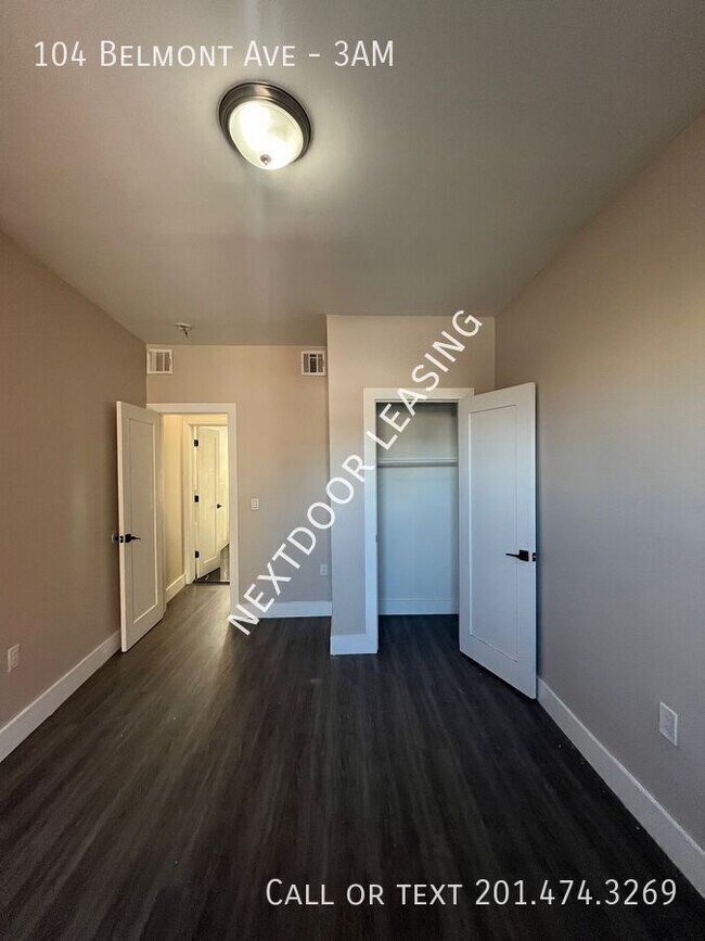 104 Belmont Ave in Jersey City, NJ - Building Photo - Building Photo