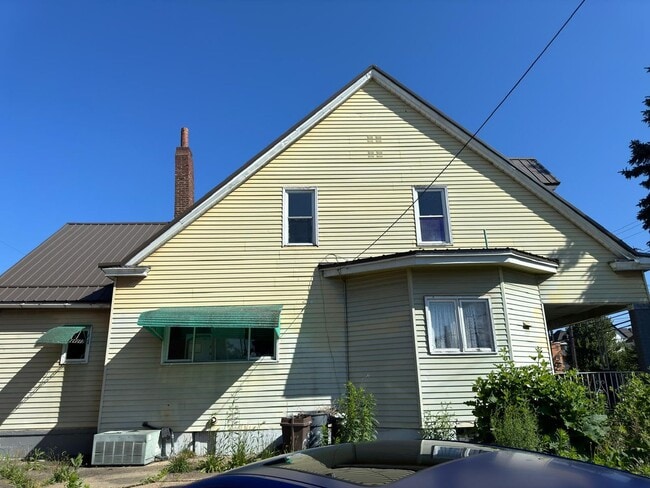 property at 2050 Monongahela Ave