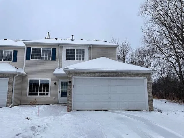 17249 93rd Pl N in Maple Grove, MN - Building Photo