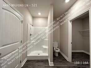 4496 Wilford Ln-Unit -521 in Bowling Green, KY - Foto de edificio - Building Photo
