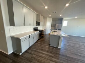 24612 Hero Cir in Menifee, CA - Building Photo - Building Photo