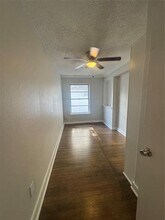 4651 C L Veasey Blvd in Dallas, TX - Building Photo - Building Photo