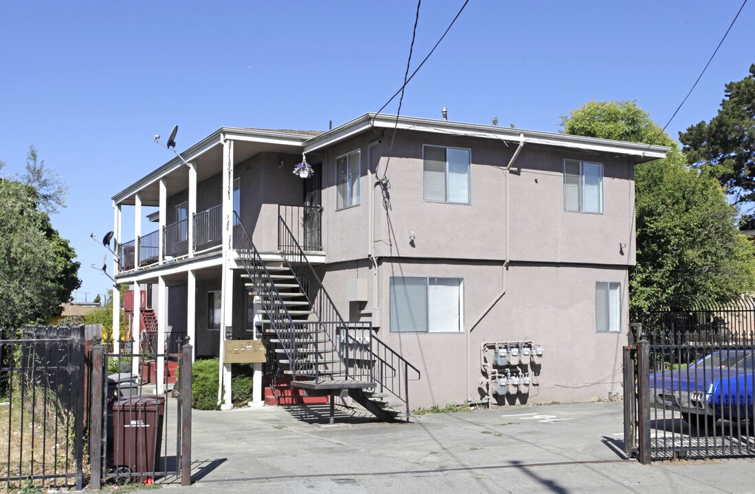 8719-8723 Hillside St in Oakland, CA - Building Photo