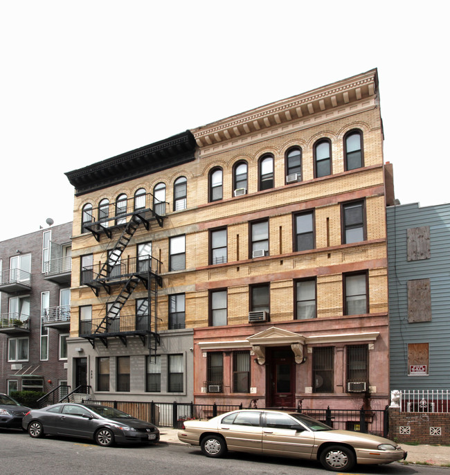 576 Marcy Ave in Brooklyn, NY - Building Photo - Building Photo