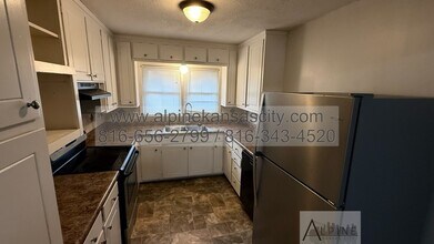 10004 Beacon Ave in Kansas City, MO - Building Photo - Building Photo