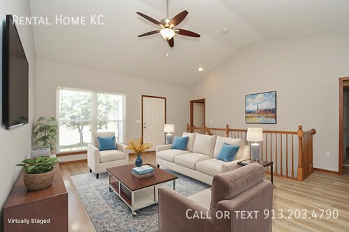 23520 W 73rd Terrace in Shawnee, KS - Building Photo - Building Photo