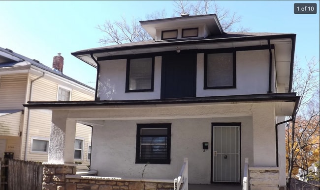 property at 3742 Benton Blvd