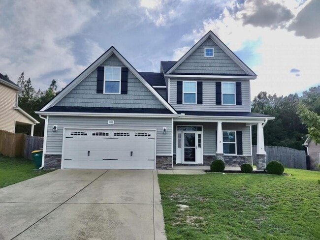 1525 Gallant Fox Ct