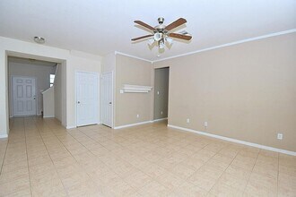 1122 Larkfield Dr in Richmond, TX - Building Photo - Building Photo
