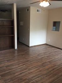 1932 E Lindsey St, Unit 113 photo'