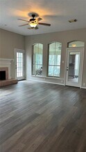 4242 Lakeshore Forest Dr in Missouri City, TX - Building Photo - Building Photo