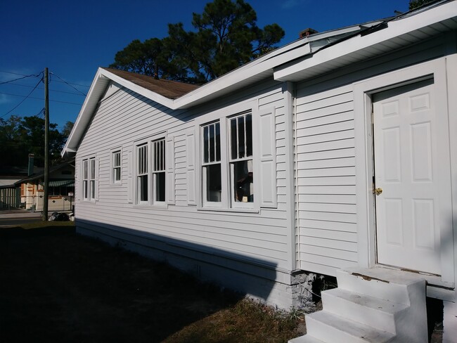 26 W 27th St in Jacksonville, FL - Building Photo - Building Photo