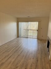 2300 Dickerson, Unit 18 in Reno, NV - Building Photo - Building Photo