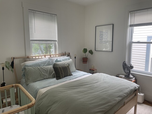 34 Brookside Ave, Unit 1 in Boston, MA - Building Photo - Building Photo