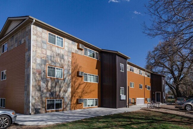 2628 Redwing Rd in Fort Collins, CO - Building Photo - Building Photo